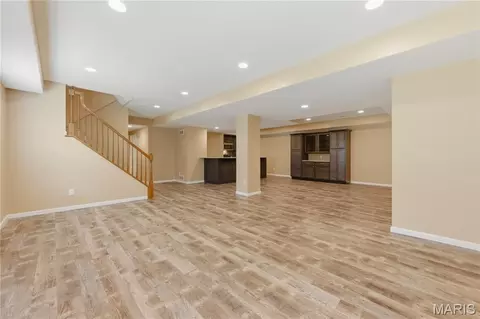 Living - 109 Snake River Dr, O'fallon, MO 63368 photo 6 of 8