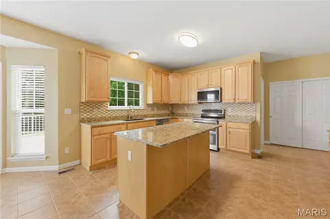 Kitchen - 109 Snake River Dr, O'fallon, MO 63368 photo 1 of 6