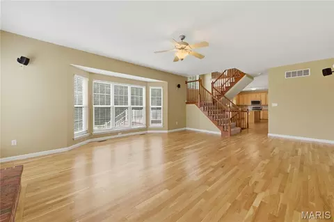 Living - 109 Snake River Dr, O'fallon, MO 63368 photo 2 of 8