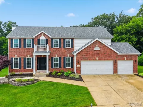 109 Snake River Dr, O'fallon, MO 63368