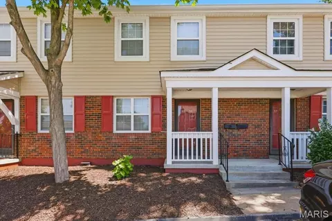 1736 Redbird Cv, Saint Louis, MO 63144