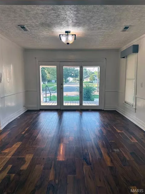 Other - 333 E Stoddard St, Dexter, MO 63841 photo 1 of 4