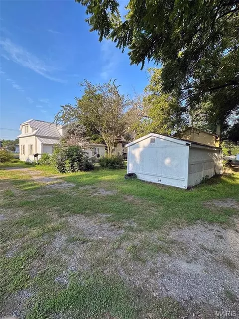 Exterior - 333 E Stoddard St, Dexter, MO 63841 photo 7 of 7