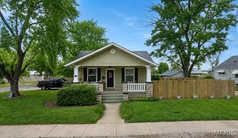 401 N Long St, Caseyville, IL 62232