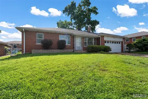 9909 Musick Ave, Saint Louis, MO 63123