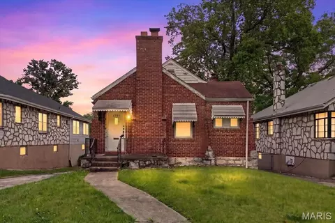6764 Edison Ave, Velda Village Hills, MO 63121