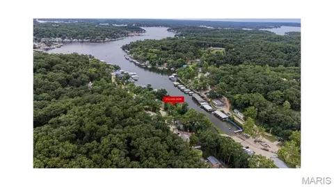 30032 Oak Knl, Rocky Mount, MO 65072