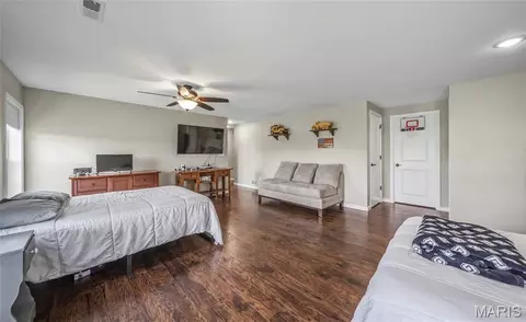Bedroom - 903 Q Ave, Saint Clair, MO 63077 photo 7 of 9
