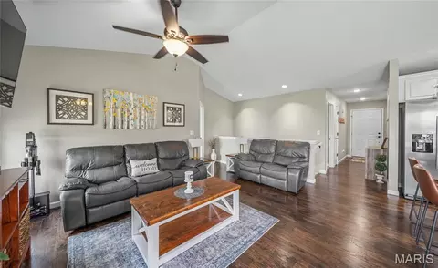 Other - 903 Q Ave, Saint Clair, MO 63077 photo 2 of 6