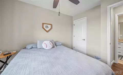 Bedroom - 903 Q Ave, Saint Clair, MO 63077 photo 4 of 9