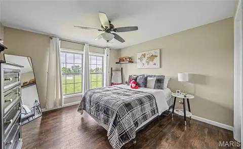Bedroom - 903 Q Ave, Saint Clair, MO 63077 photo 8 of 9