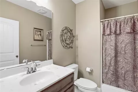 Bath - 608 Willowbrook Way, O'fallon, IL 62269 photo 3 of 3