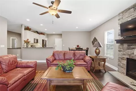 Living - 608 Willowbrook Way, O'fallon, IL 62269 photo 1 of 5