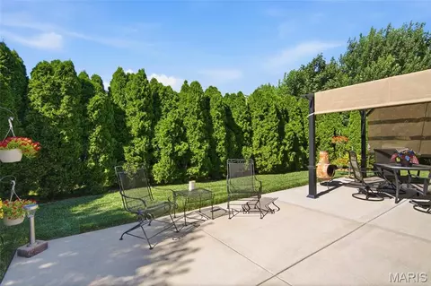 Exterior - 608 Willowbrook Way, O'fallon, IL 62269 photo 5 of 6