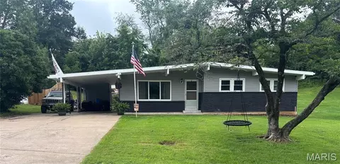 1131 Corinne St, Jackson, MO 63755