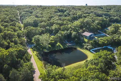 10905 College Hills Dr, Rolla, MO 65401