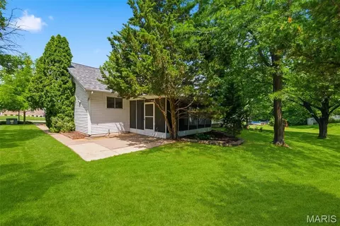 Exterior - 2082 Hackmann Estates Dr, Saint Charles, MO 63303 photo 4 of 7