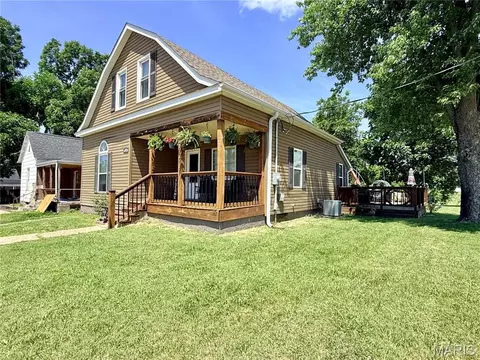 321 S Shelby St, Perryville, MO 63775