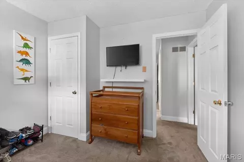 Entry Way - 158 Beard Dr #C, Eureka, MO 63025 photo 2 of 2