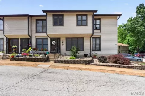 158 Beard Dr #C, Eureka, MO 63025