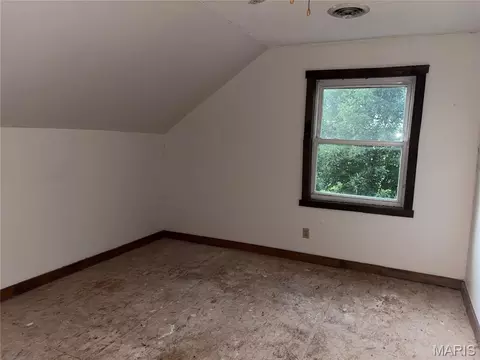 Bedroom - 7447 Angell Rd, Gerald, MO 63037 photo 2 of 2