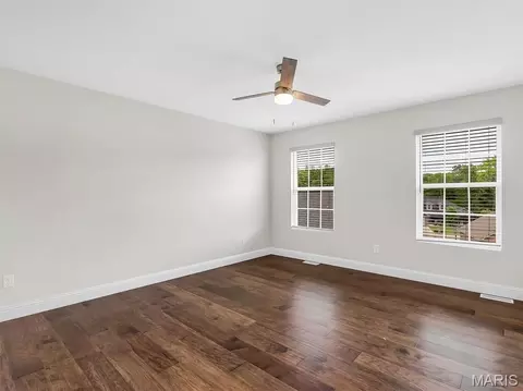 Bedroom - 2798 Moon Crest Ct, Washington, MO 63090 photo 5 of 7