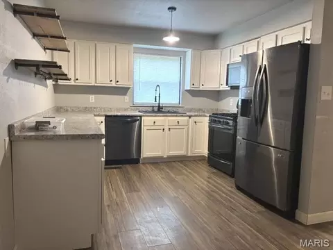 Kitchen - 39705 Bernard Rd, Malden, MO 63863 photo 1 of 1
