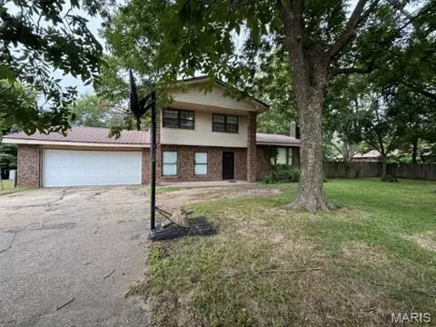 Exterior - 39705 Bernard Rd, Malden, MO 63863 photo 1 of 2