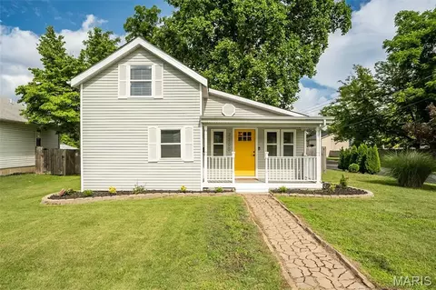 2200 N 5th St, Saint Charles, MO 63301