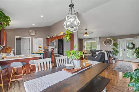 Dining - 125 Macarthur St, New Haven, MO 63068 photo 3 of 3