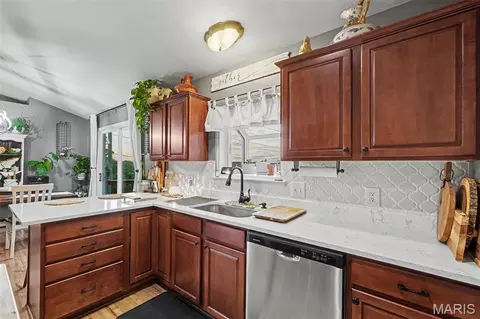 Kitchen - 125 Macarthur St, New Haven, MO 63068 photo 3 of 3