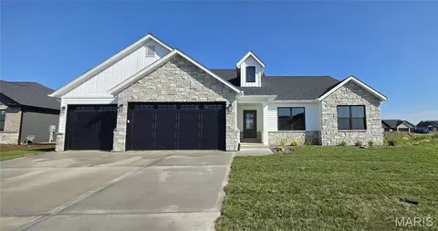 308 Rumsfeld Dr, Troy, IL 62294
