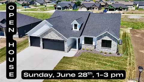 308 Rumsfeld Dr, Troy, IL 62294