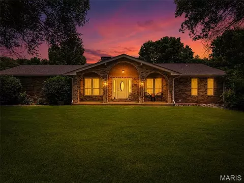 1726 Lake Virginia Dr, Festus, MO 63028