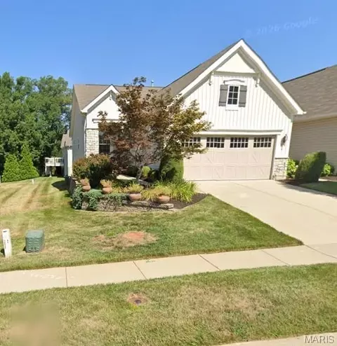 11 Thoreau Ct, O'fallon, MO 63366