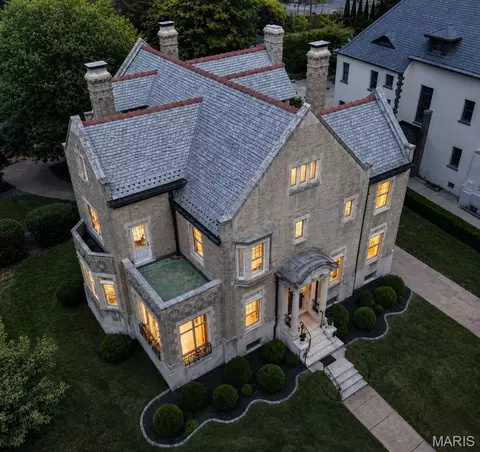 3523 Longfellow Blvd, Saint Louis, MO 63104