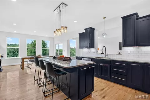 Kitchen - 208 Berg Crossing Dr, Augusta, MO 63332 photo 6 of 8