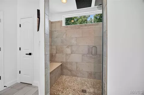 Bath - 208 Berg Crossing Dr, Augusta, MO 63332 photo 6 of 7