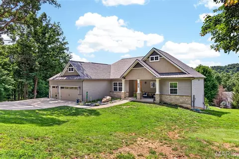 Exterior - 208 Berg Crossing Dr, Augusta, MO 63332 photo 4 of 21