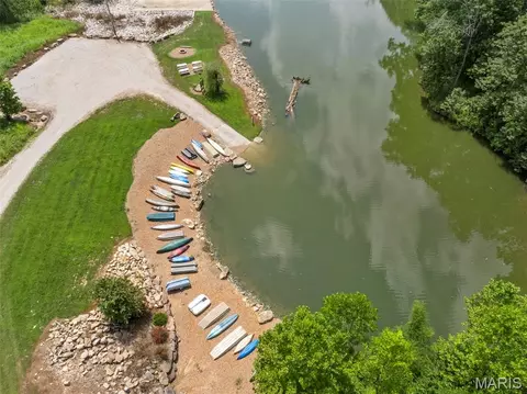 View/Area - 208 Berg Crossing Dr, Augusta, MO 63332 photo 6 of 9