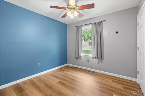 Bedroom - 3752 Sunrise Dr, Pacific, MO 63069 photo 3 of 4