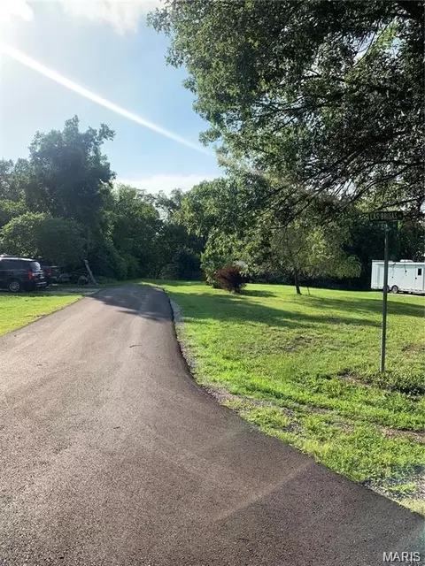 2243 Jean Ave, Pacific, MO 63069 photo 5