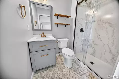 Bath - 375 Novara Dr, Ballwin, MO 63021 photo 4 of 4