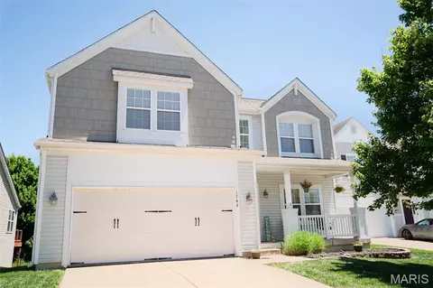 1744 Briarmanor Dr, Lake Saint Louis, MO 63367