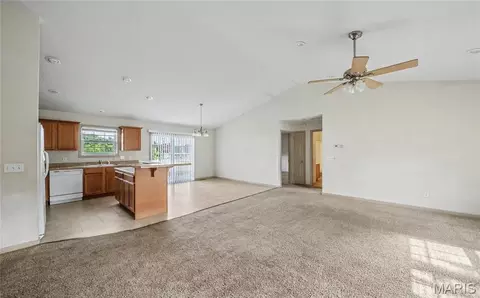 Living - 545 Maplewood Dr, Rolla, MO 65401 photo 1 of 2