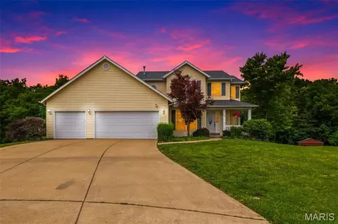 40 Owls Rest Ct, Winfield, MO 63389