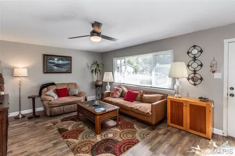 3637 Blecha Rd, Imperial, MO 63052