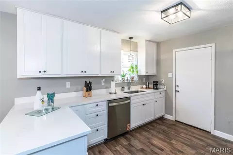 Kitchen - 3637 Blecha Rd, Imperial, MO 63052 photo 2 of 4