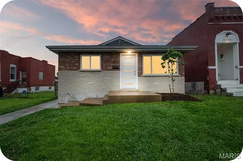 4233 Delor St, Saint Louis, MO 63116
