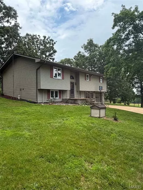 1898 M- King Rd, Mountain Grove, MO 65711